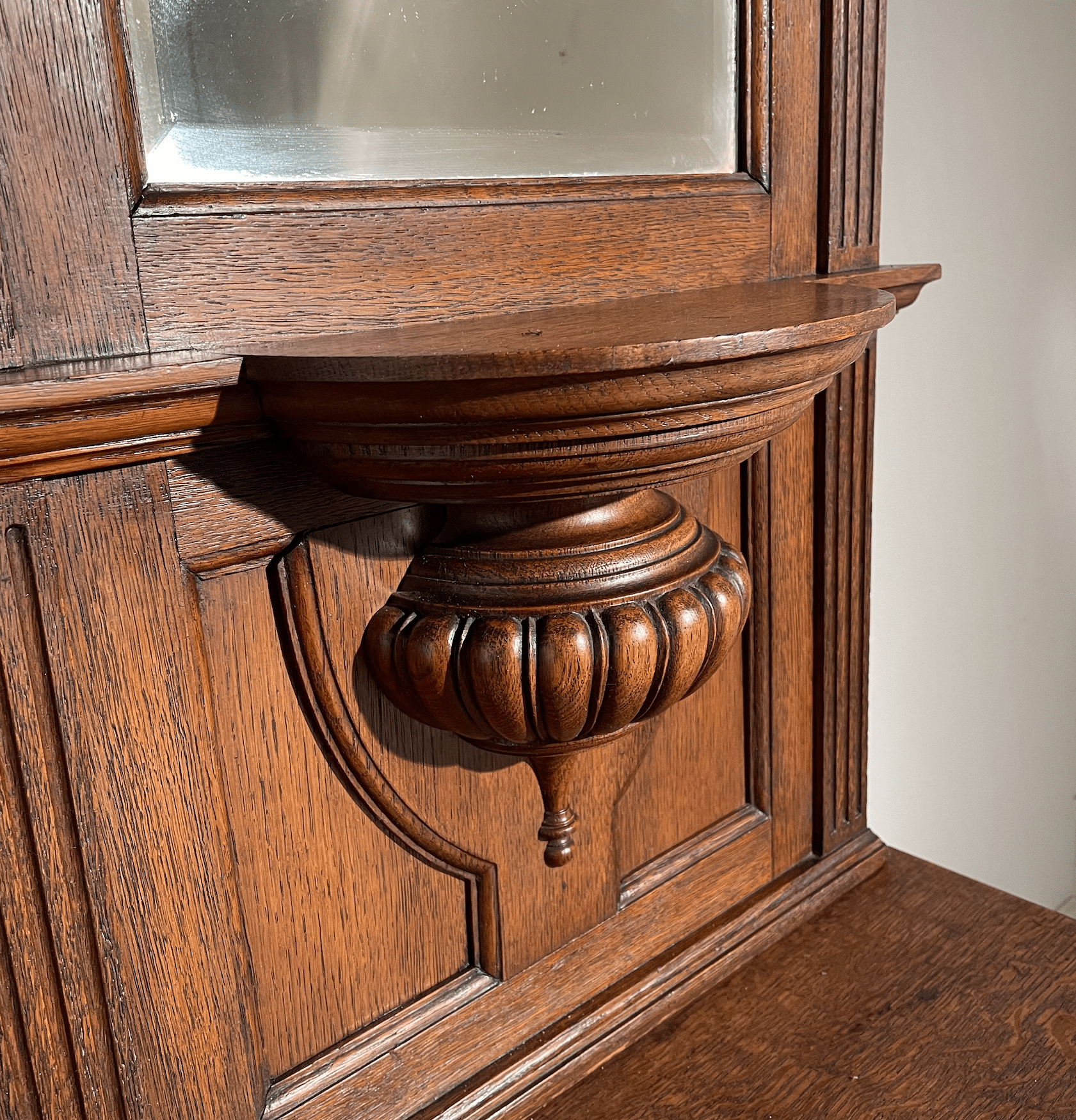 Antique 19th Century Mirror Back Sideboard In Oak