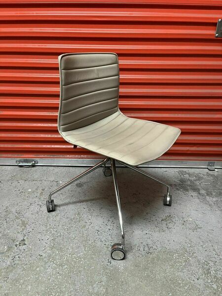 Arper Catifa 46 Studio / Office Chair Beige Leather