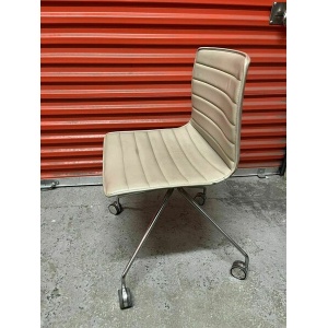 Arper Catifa 46 Studio / Office Chair Beige Leather
