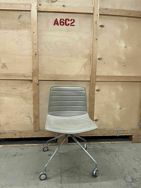 Arper Catifa 46 Studio / Office Chair Beige Leather