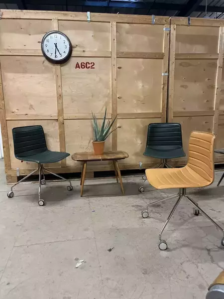 Arper Catifa 46 Studio / Office Chair Dark Green Leather Various Colours Avail