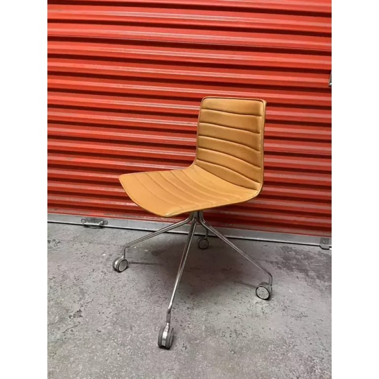 Arper Catifa 46 Studio / Office Chair Tan Leather
