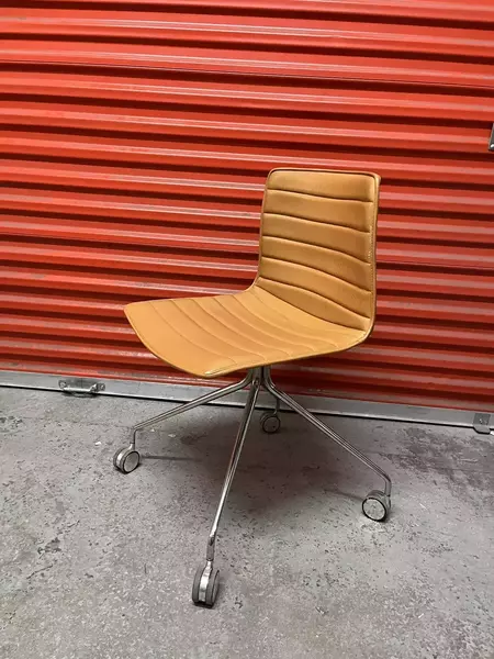 Arper Catifa 46 Studio / Office Chair Tan Leather