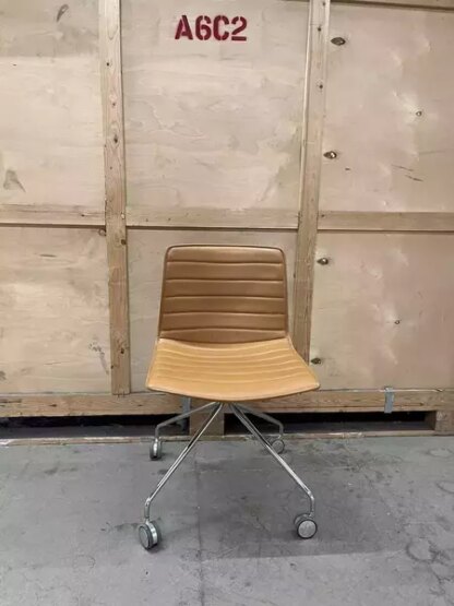 Arper Catifa 46 Studio / Office Chair Tan Leather