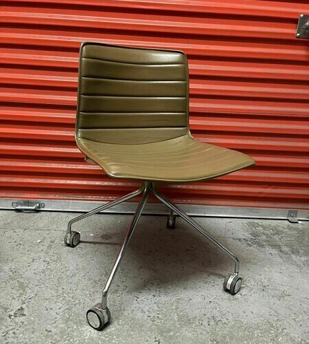 Arper Catifa 46 Studio / Office Chairs Camel Leather