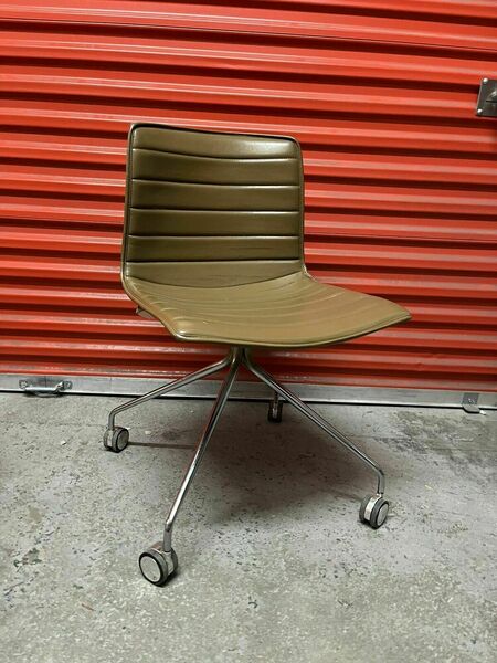Arper Catifa 46 Studio / Office Chairs Camel Leather