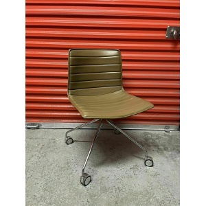 Arper Catifa 46 Studio / Office Chairs Camel Leather