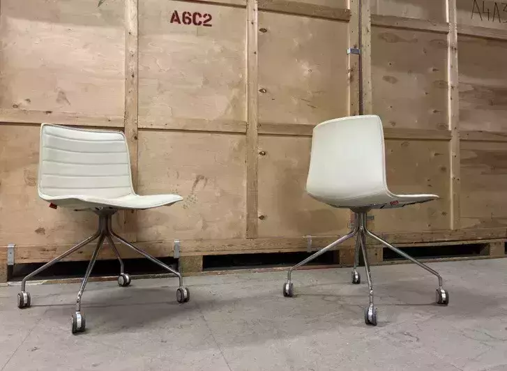 Arper Catifa 46 Studio / Office Chairs Cream Leather