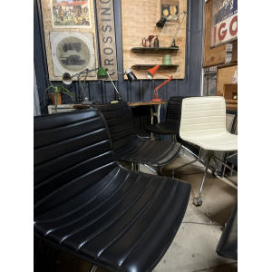 Arper Catifa 53 Chair Leather Studio : Dining Chair Eight Available