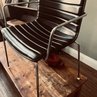 Arper Catifa Leather Chairs Black