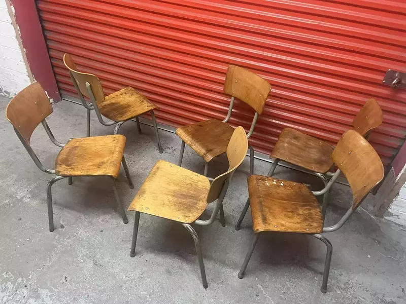 Bauhaus Style Stacking Chair Suit Cafe / Bar / Tv Prop Six Available