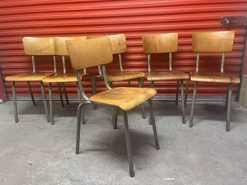 Bauhaus Style Stacking Chair Suit Cafe / Bar / Tv Prop Six Available
