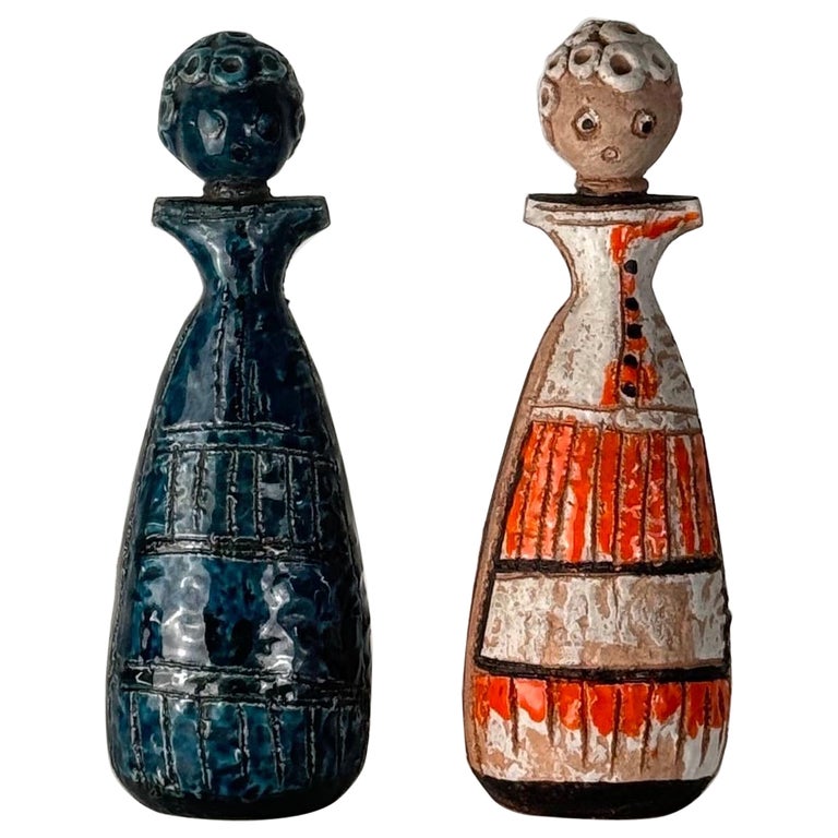 Beautiful Pair of Handcrafted Lady Figurines by Aldo Londi for Bitossi, 1970s