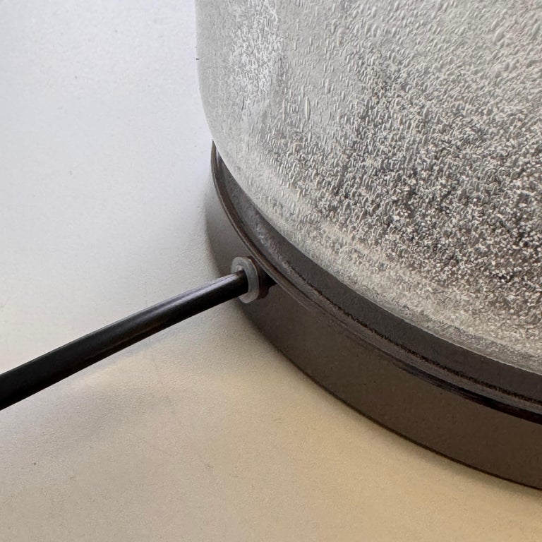 Carlo Nason for Mazzega, 'Lotus' Table Lamp, Pulegoso Glass, 1960s Design