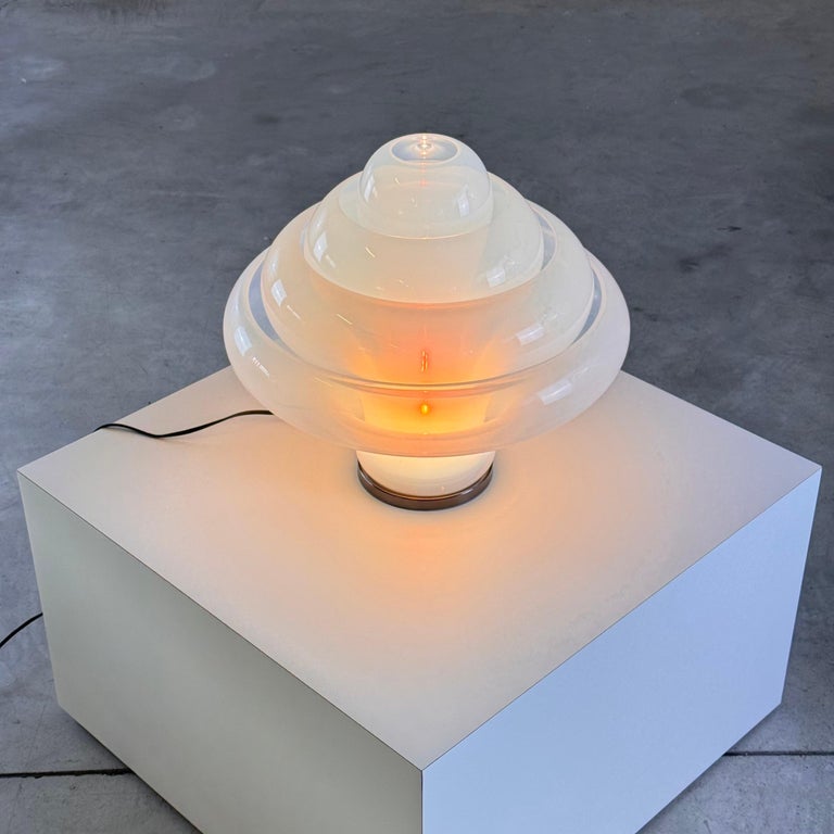 Carlo Nason LT305 'Lotus' Table Lamp for Mazzega, Opalescent Glass, 1960s Design