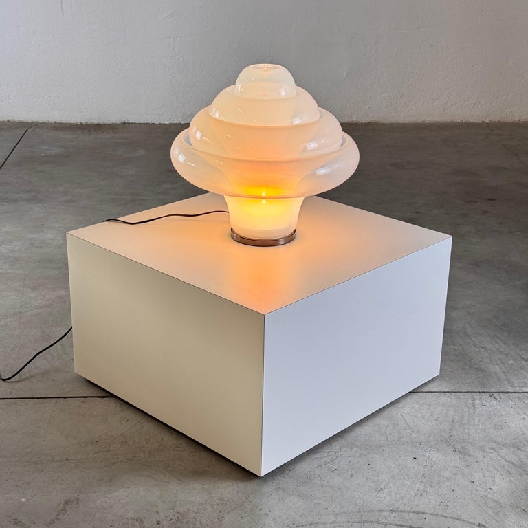 Carlo Nason LT305 'Lotus' Table Lamp for Mazzega, Opalescent Glass, 1960s Design