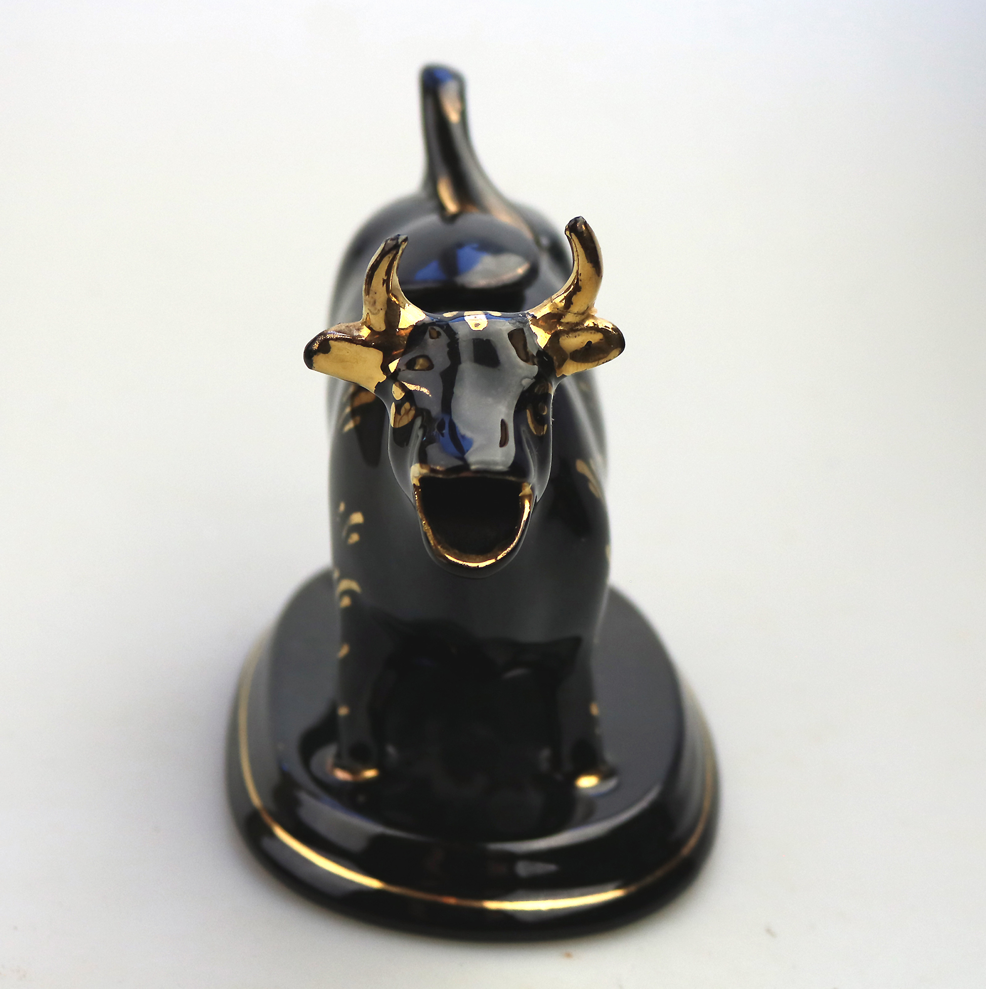 Antique Victorian Staffordshire Jackfield pottery novelty Cow Creamer Jug C.19th