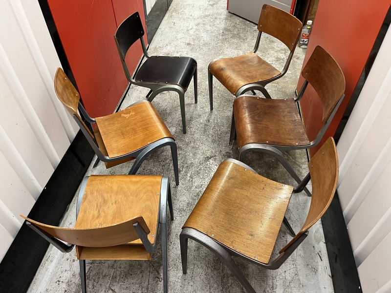 Esavian School Type Chairs Alloy / Ply
