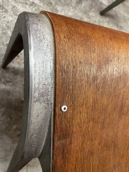 Esavian School Type Chairs Alloy / Ply
