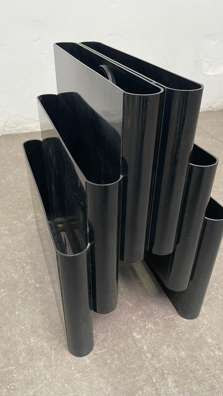 Giotto Stoppino "4675" Magazine Rack in Black by Kartell, 1970s