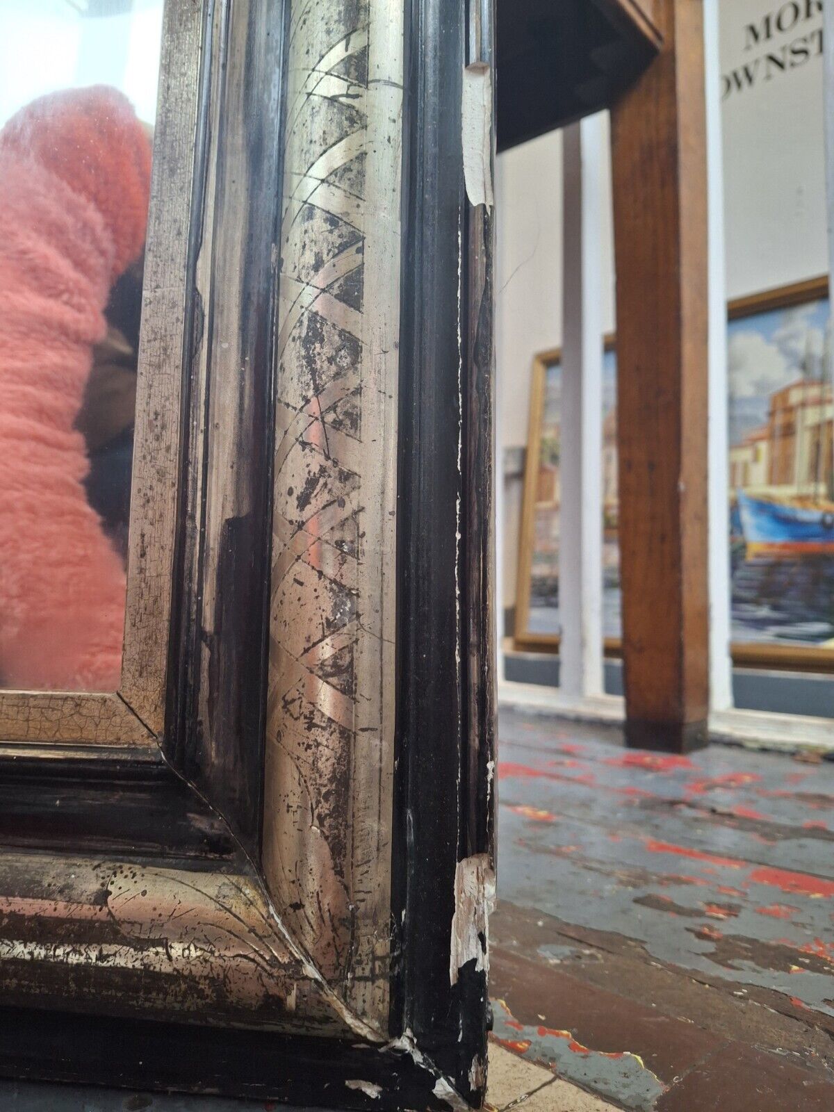 Late 19th Century Gilt Frame French Louis Philippe Wall Mirror. Antique/Vintage