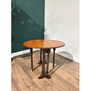 Late 19th Century Small Sutherland Table