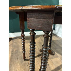 Late 19th Century Small Sutherland Table
