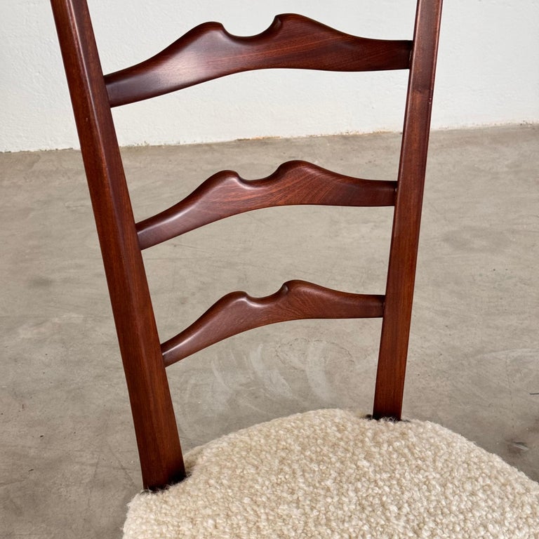 Pair of 1950s Paolo Buffa Chiavari Chairs in Ebonized Wood & White Bouclé