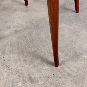 Pair of 1950s Paolo Buffa Chiavari Chairs in Ebonized Wood & White Bouclé