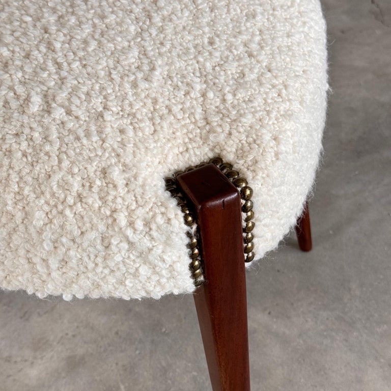 Pair of 1950s Paolo Buffa Chiavari Chairs in Ebonized Wood & White Bouclé