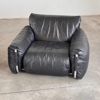 Pair of Mid-Century Armchairs by Giuseppe Munari for Poltrona Munari, 1970s