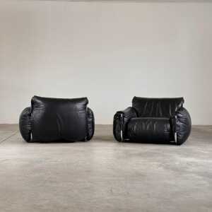 Pair of Mid-Century Armchairs by Giuseppe Munari for Poltrona Munari, 1970s