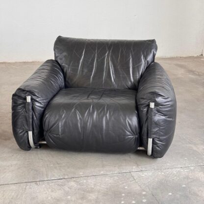 Pair of Mid-Century Armchairs by Giuseppe Munari for Poltrona Munari, 1970s