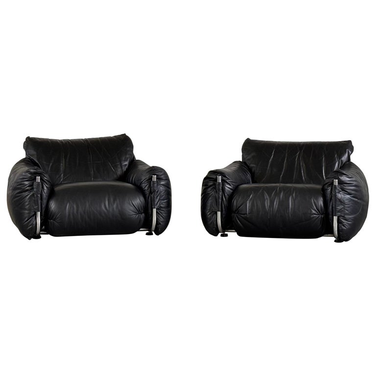 Pair of Mid-Century Armchairs by Giuseppe Munari for Poltrona Munari, 1970s