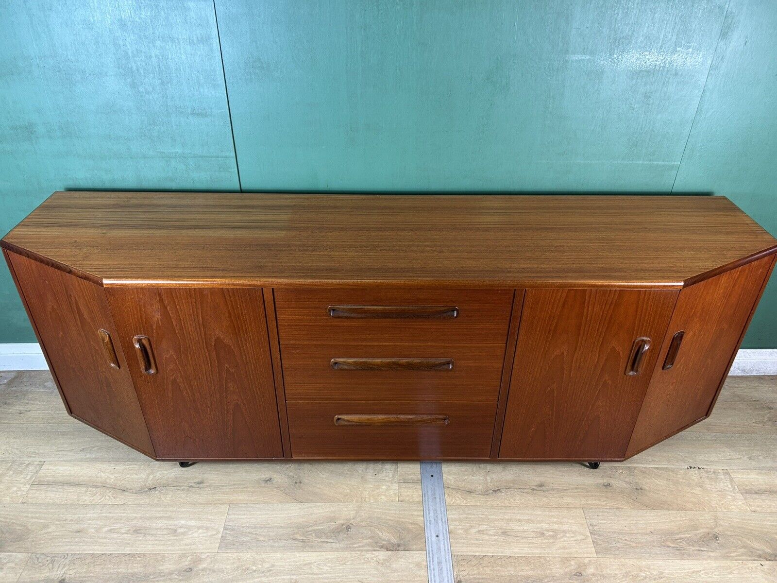 Retro Vintage Mid Century Teak Curve G Plan Sideboard-Courier