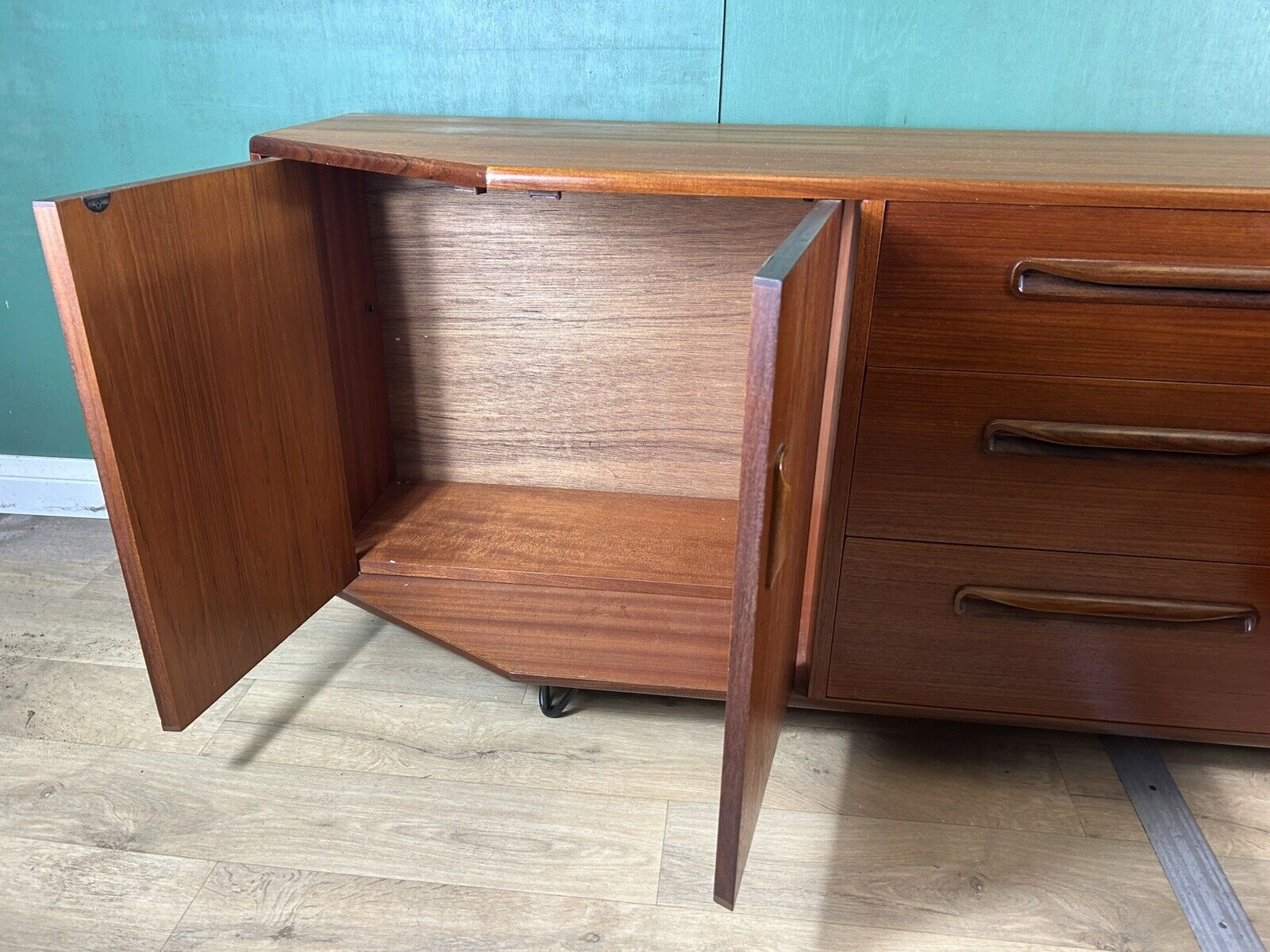 Retro Vintage Mid Century Teak Curve G Plan Sideboard-Courier