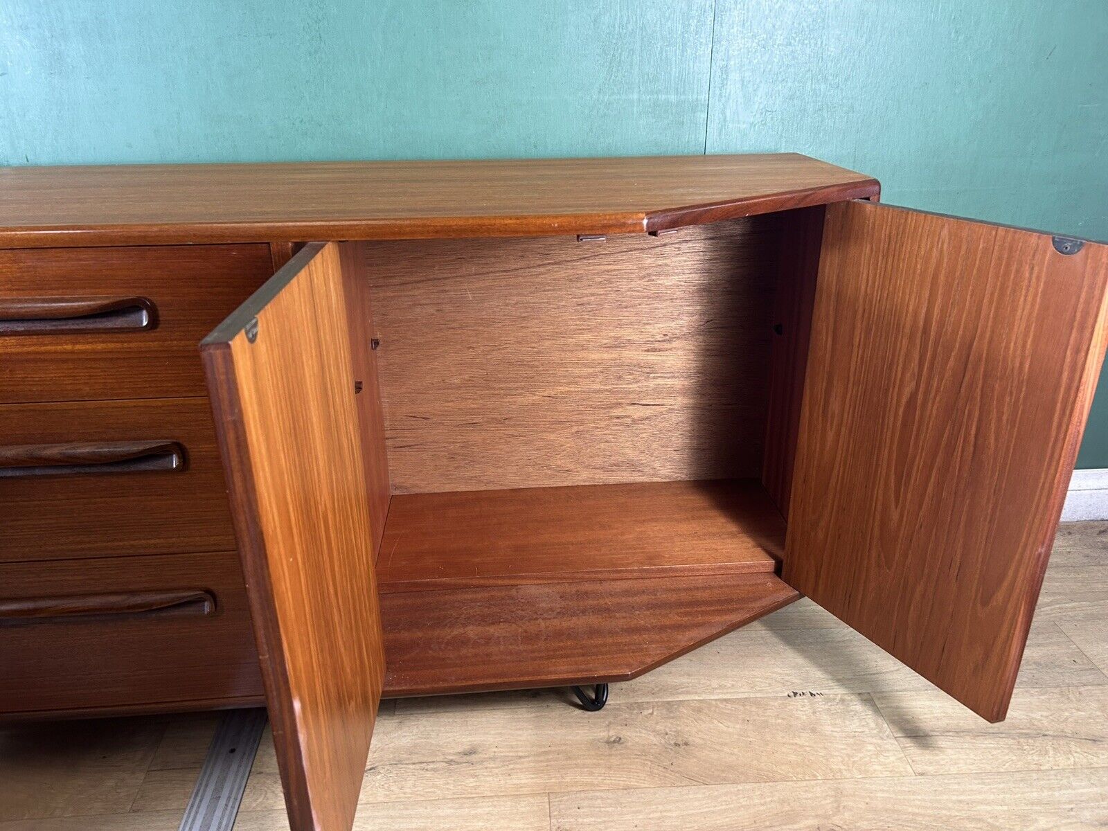 Retro Vintage Mid Century Teak Curve G Plan Sideboard-Courier