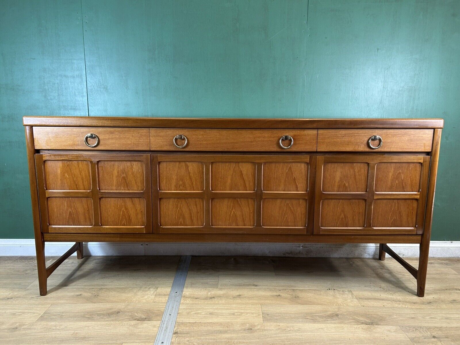 Retro Vintage Mid Century Teak Sideboard By Nathan Furniture-Courier