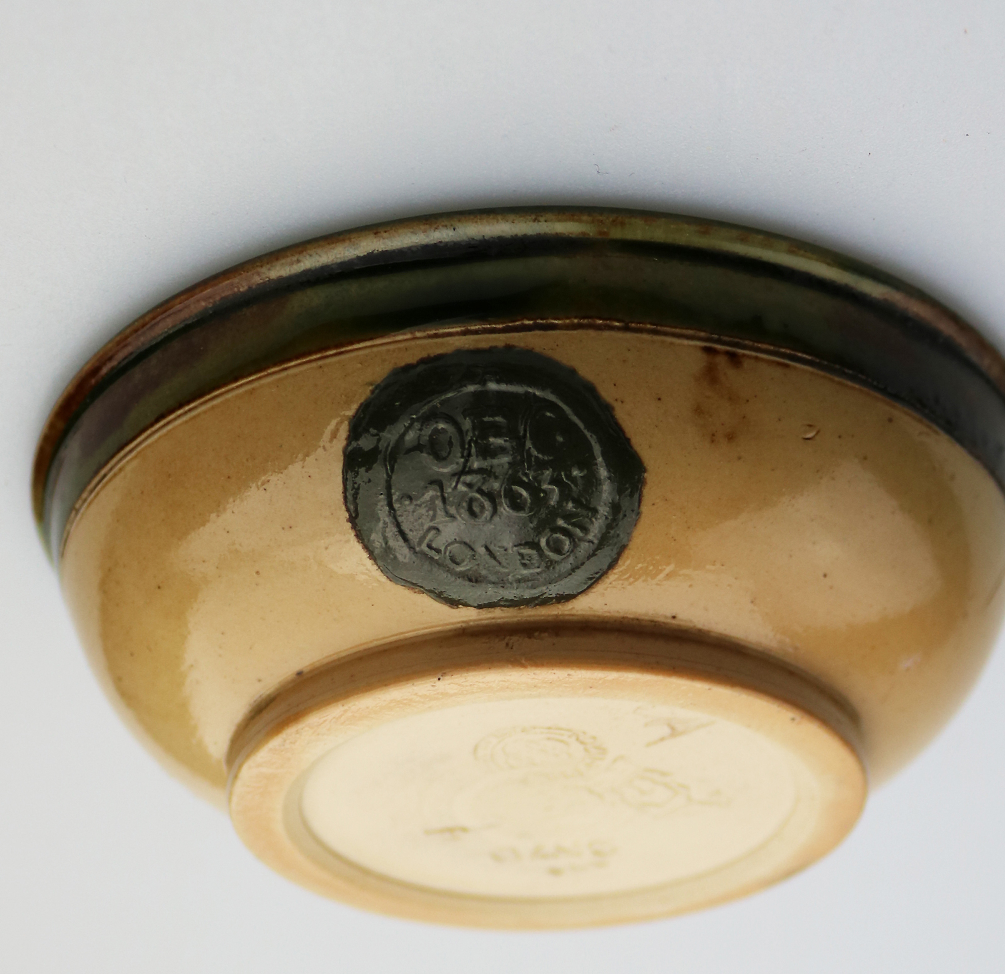 Unusual British Art Pottery Doulton Lambeth Seal Advertiser Trinket Dish C.1900