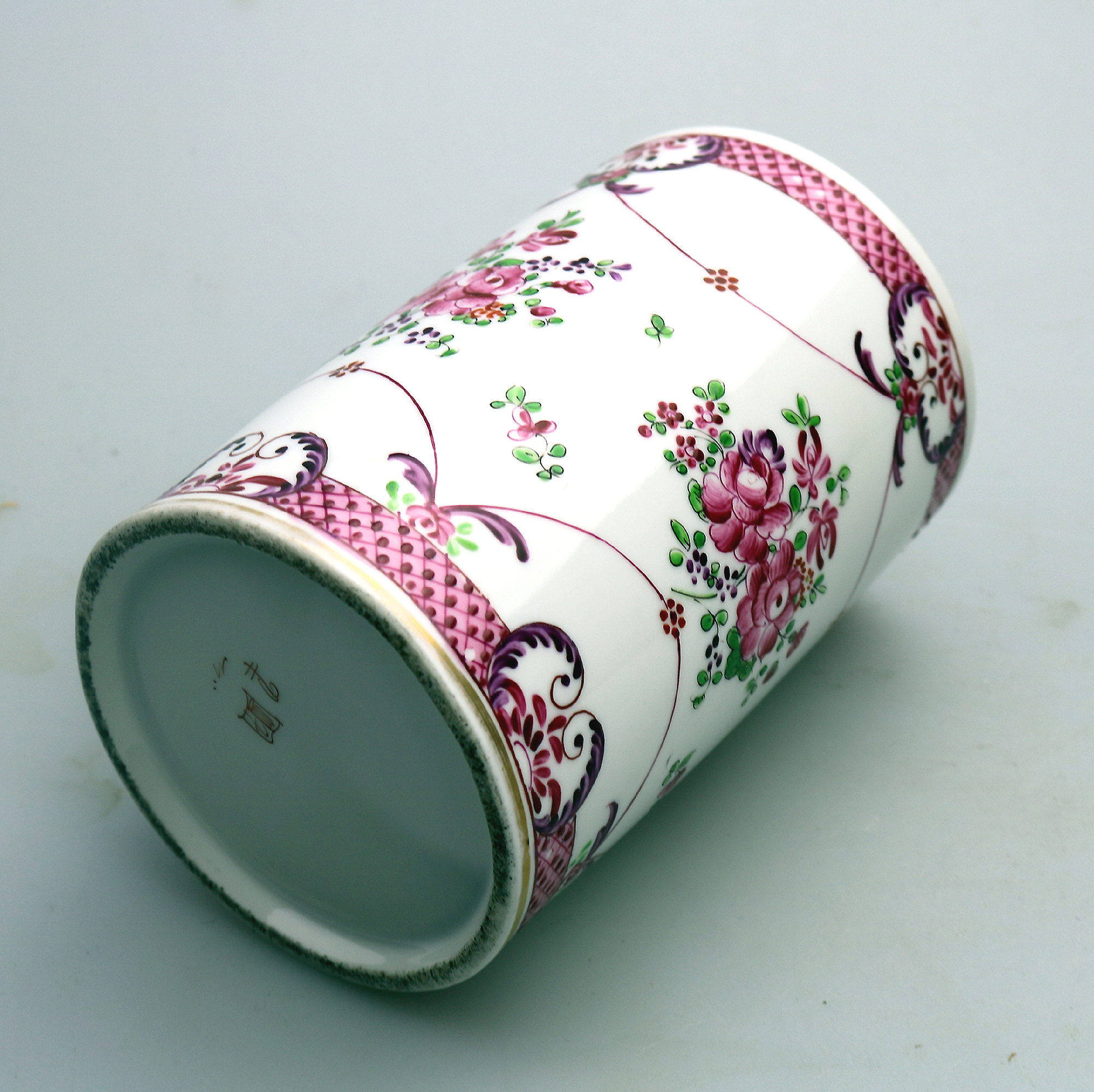 An antique French Samson of Paris porcelain Chinese Famille Rose Tankard C.19thC