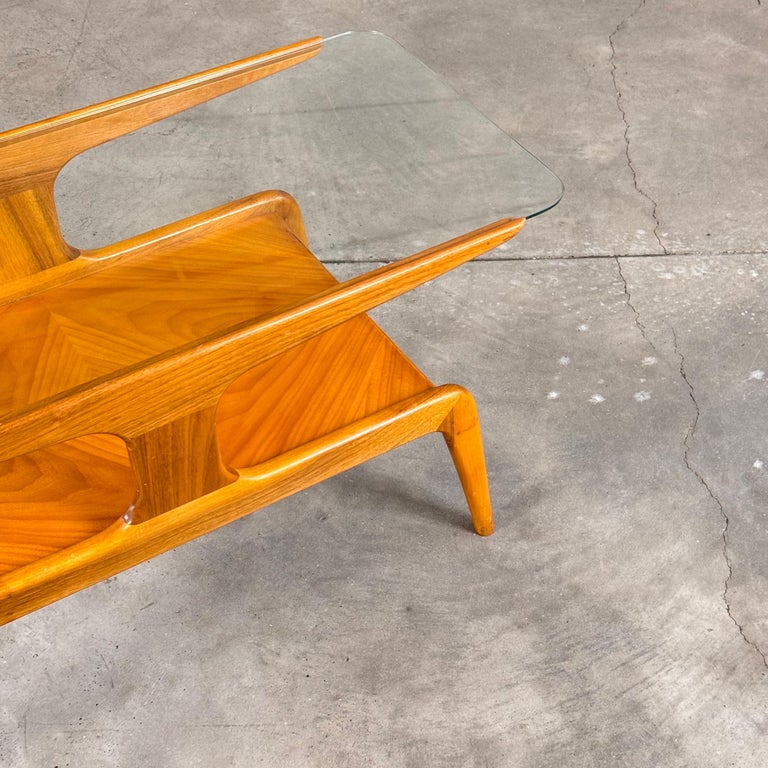 Sculptural Walnut Coffee Table by Gio Ponti for Domus Nova, Italy, 1950s