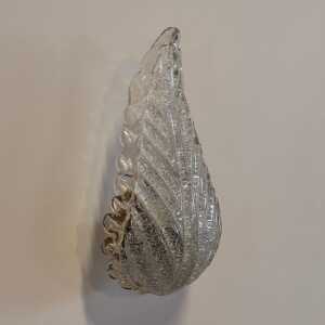Single Leaf Sconce in Pulegoso Glass with Gold Accents by Barovier & Toso, 1950s