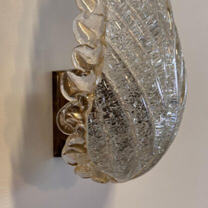 Single Leaf Sconce in Pulegoso Glass with Gold Accents by Barovier & Toso, 1950s