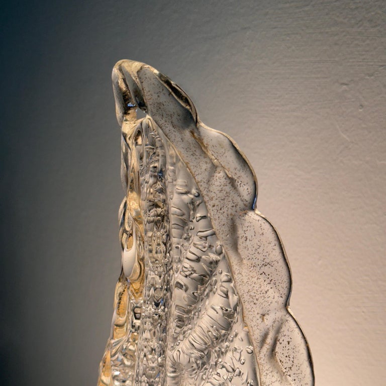Single Leaf Sconce in Pulegoso Glass with Gold Accents by Barovier & Toso, 1950s