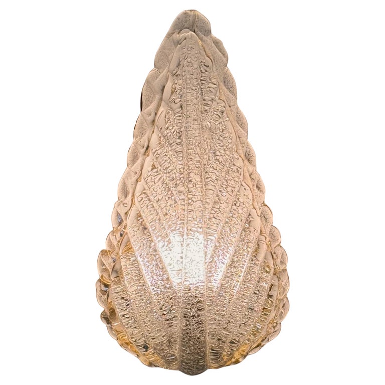 Single Leaf Sconce in Pulegoso Glass with Gold Accents by Barovier & Toso, 1950s