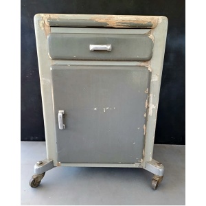 Small Drawers / Filing Cabinet On Wheels Industrial Design