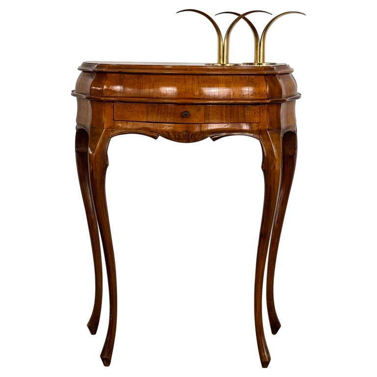 Small Venetian Style Louis XV Walnut Sideboard with Drawer, Venice, 1950s