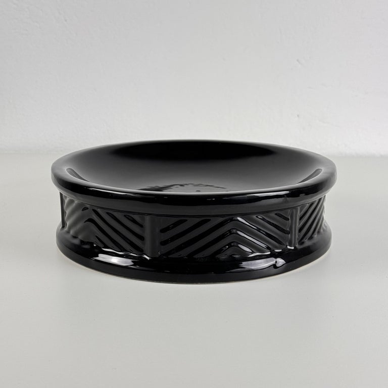 Sophisticated Ceramic Catchall/Centrepiece by Tommaso Barbi, Rome, 1970s