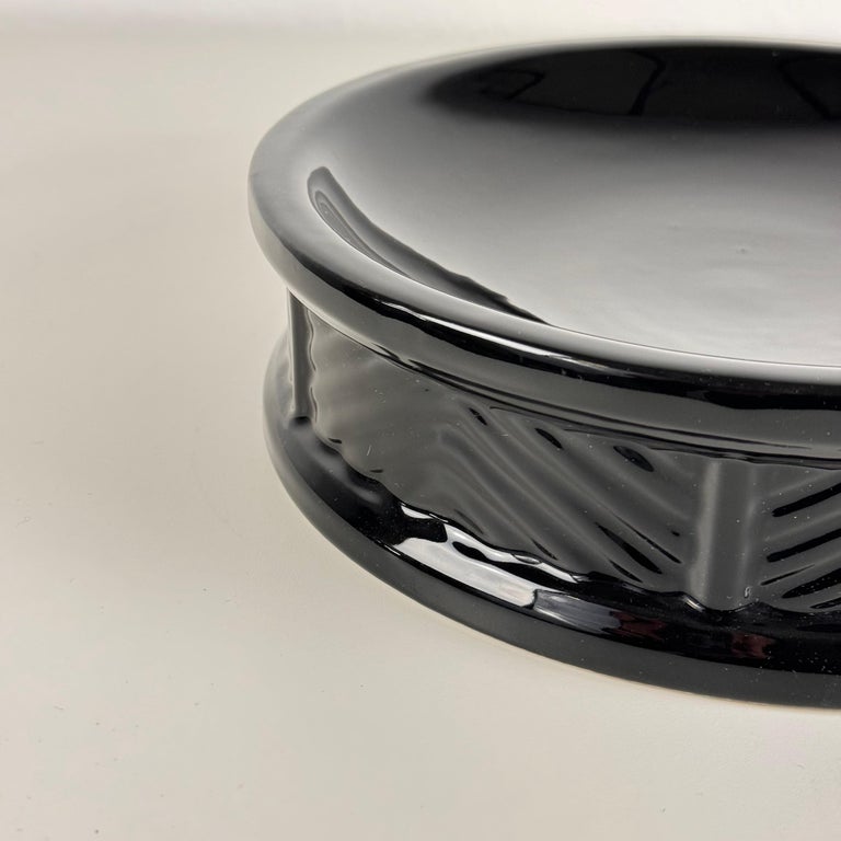 Sophisticated Ceramic Catchall/Centrepiece by Tommaso Barbi, Rome, 1970s