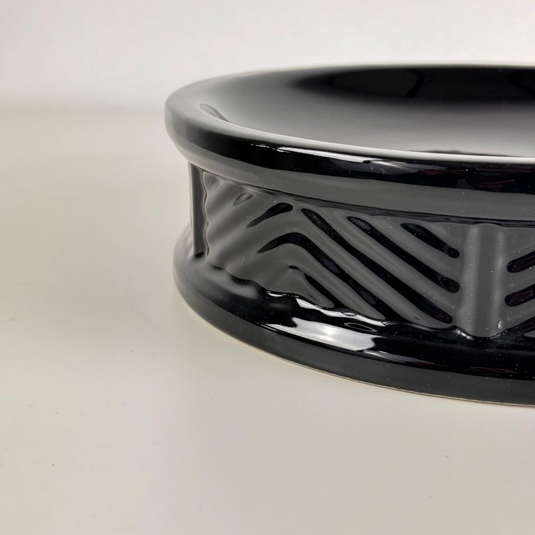 Sophisticated Ceramic Catchall/Centrepiece by Tommaso Barbi, Rome, 1970s